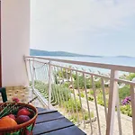 Apartman Apartments By The Sea Zablace, Sibenik - 4222 Zablace