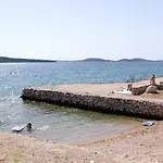 Apartman Apartments By The Sea Zablace, Sibenik - 4222 Zablace